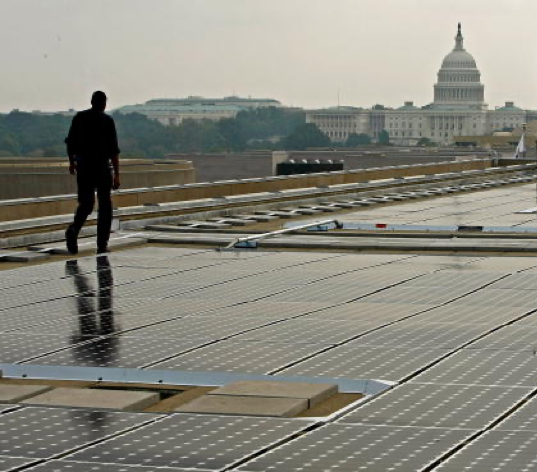 Photo of the roof of the DOE headquarters building in Washington, D.C.